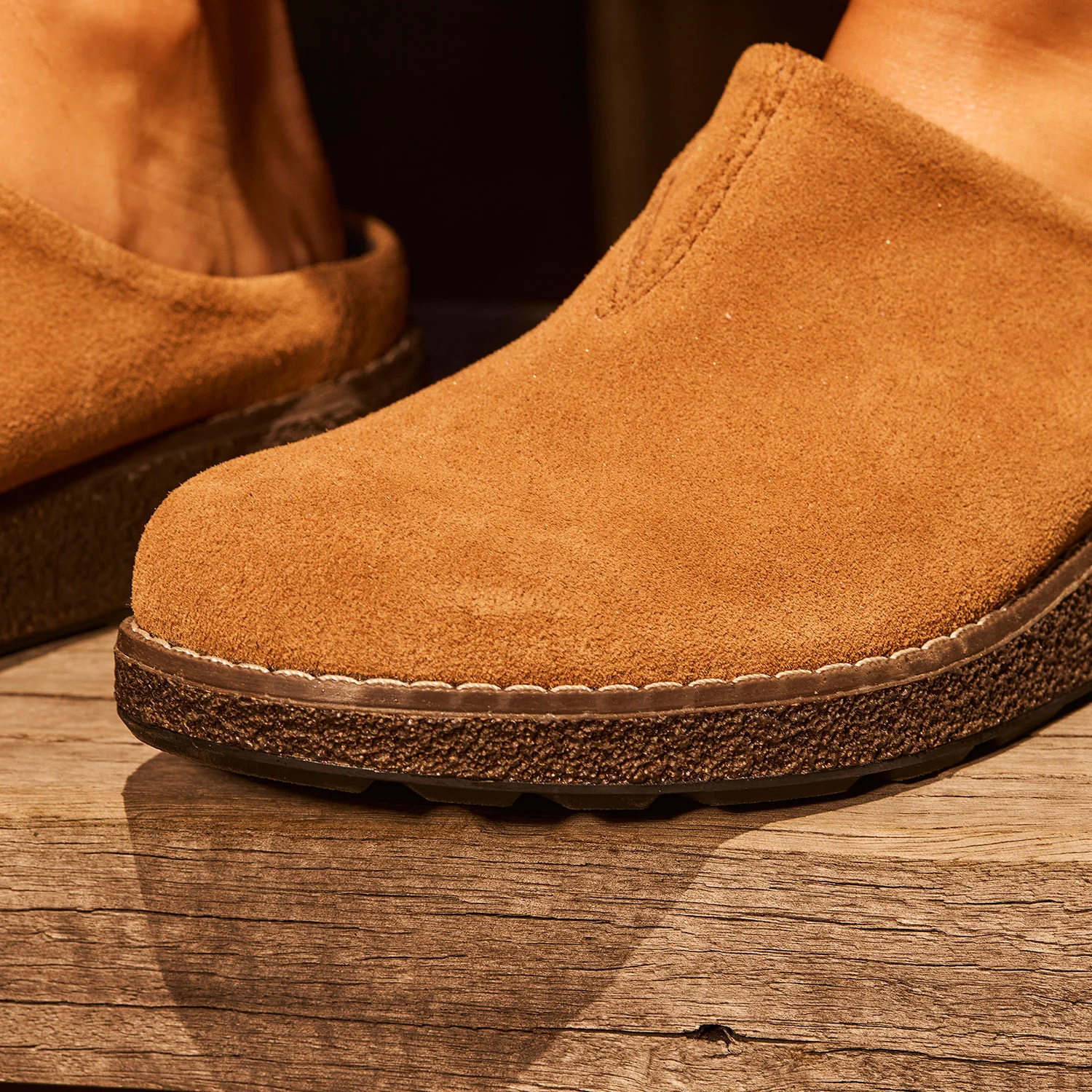 Blundstone 2686 Aerocork Clog Sahara Tan Suede - Image 3