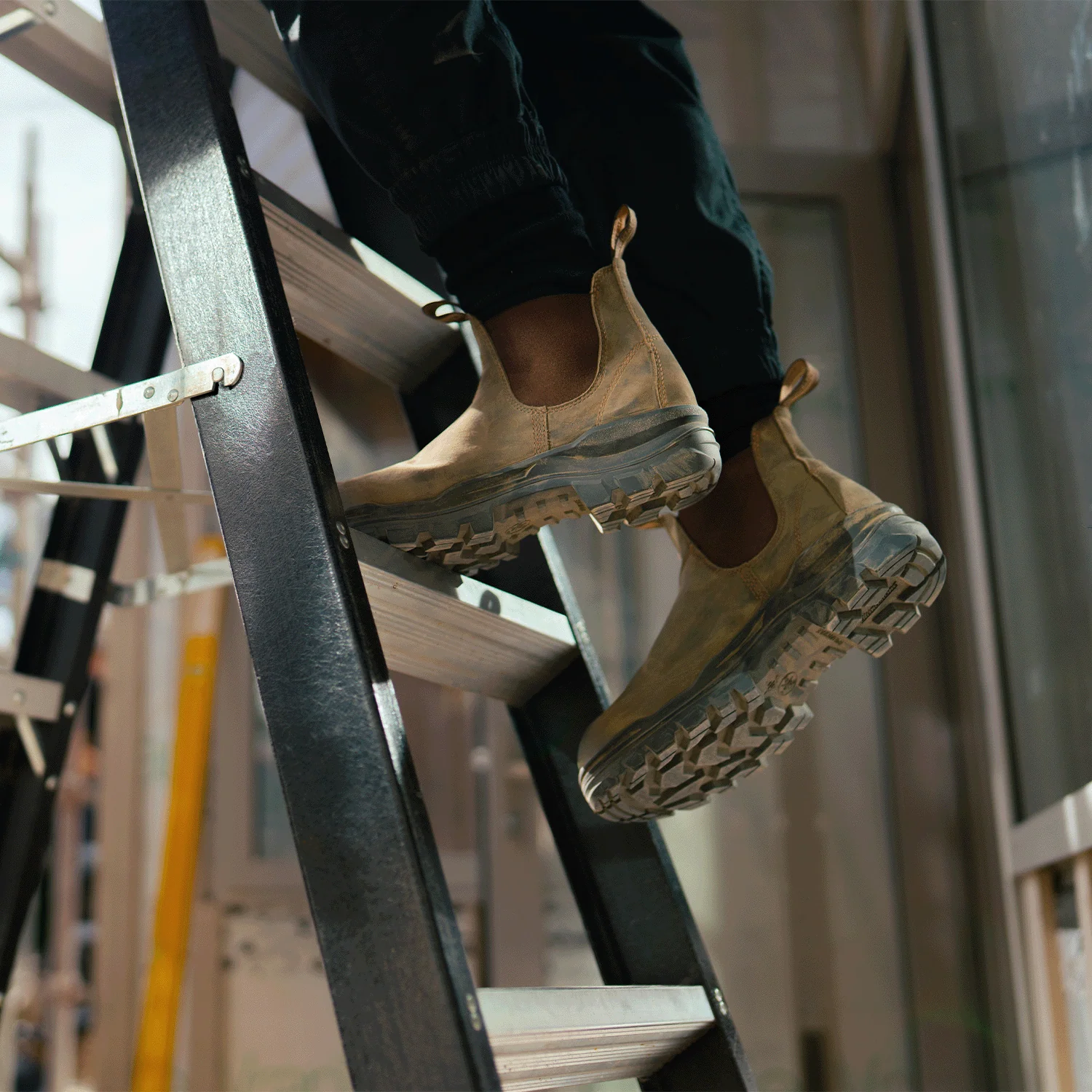 Blundstone #8302 Work & Safety Boot RotoFlex Rustic Brown - Image 7